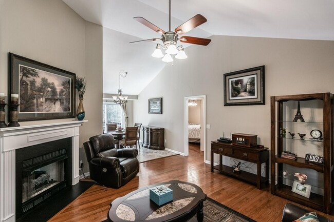 Building Photo - 953 Pebble Beach Cir