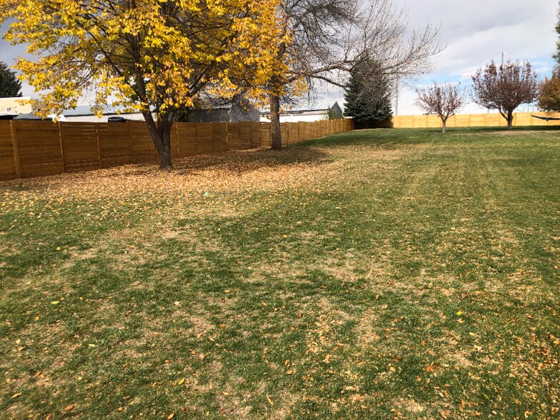 Building Photo - 2424 W Mulberry St