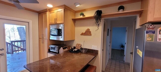 Building Photo - 102 Slate Pl