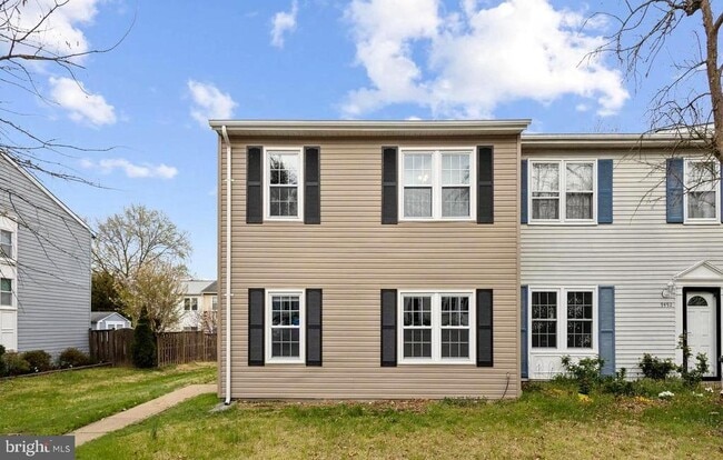 Building Photo - 9490 Mooregate Ct