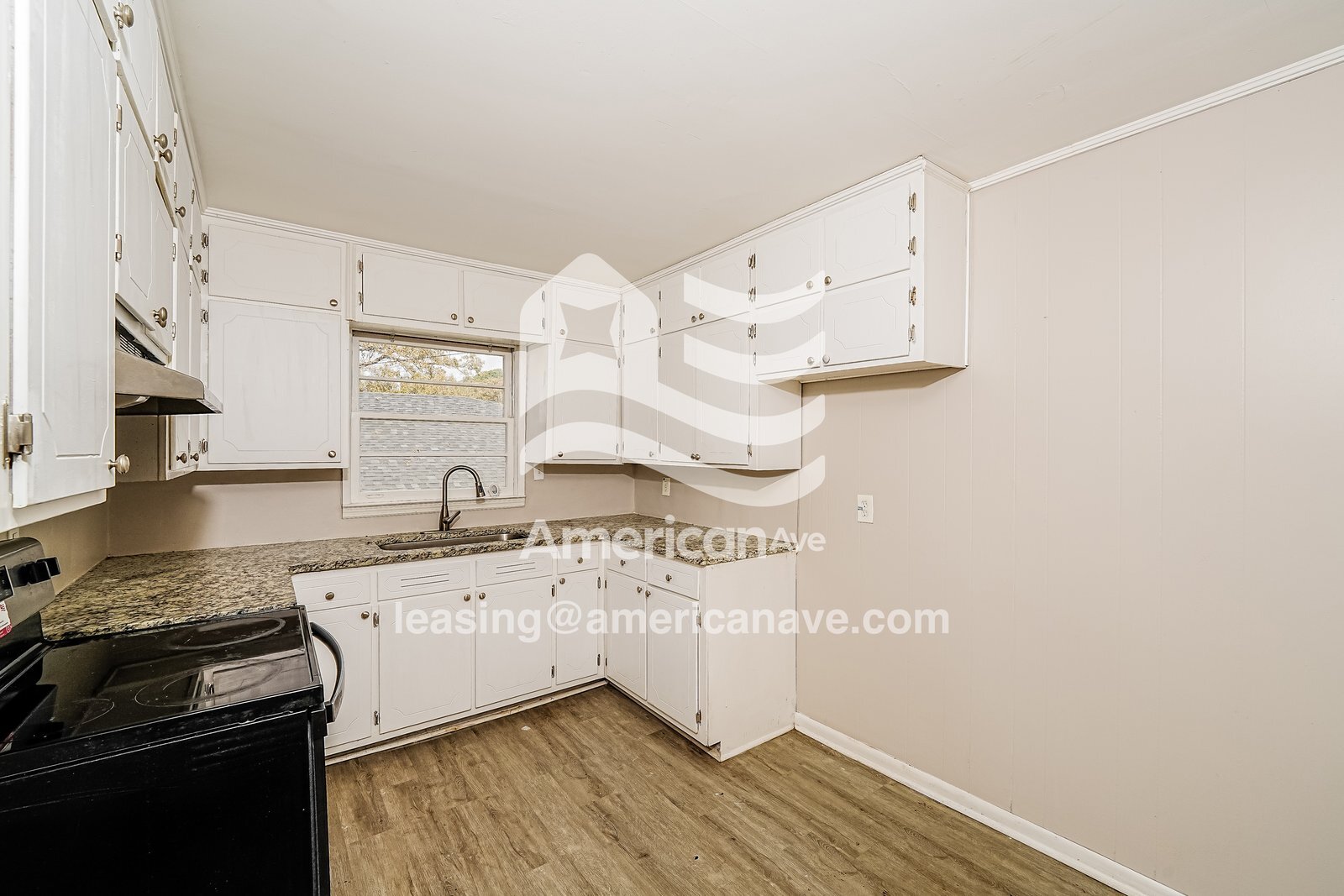 Building Photo - 1248 Forest St