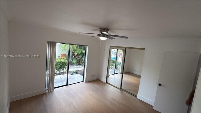 Building Photo - 11342 Royal Palm Blvd