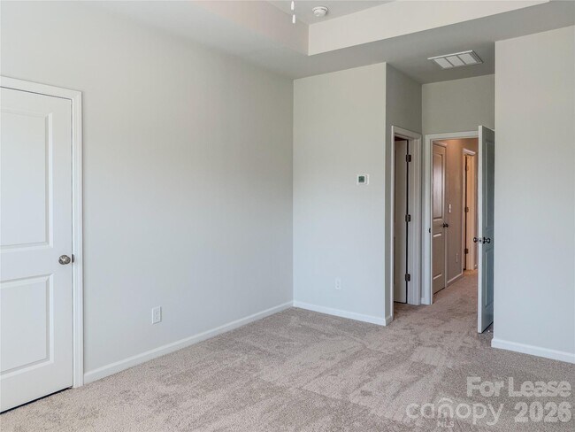 Building Photo - 6524 Harlech St