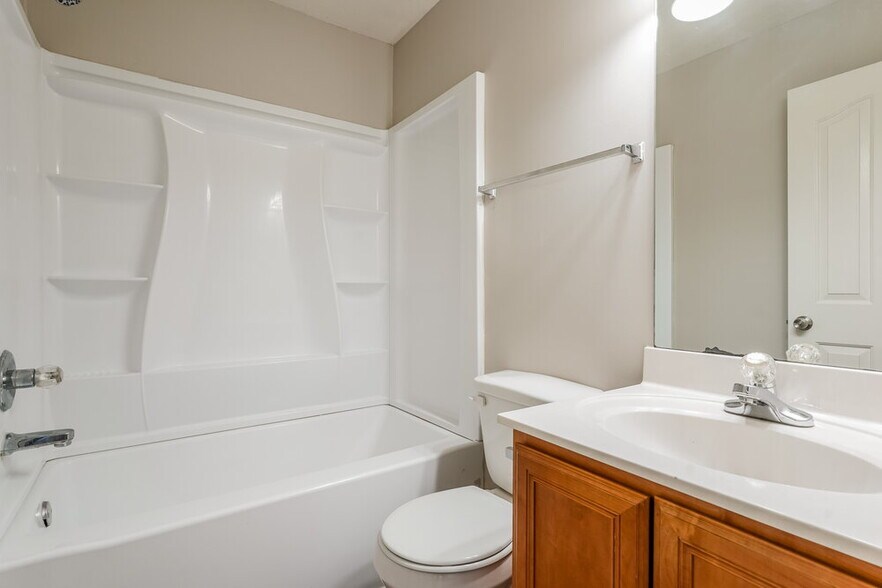 Building Photo - 7480 Maggie Dr