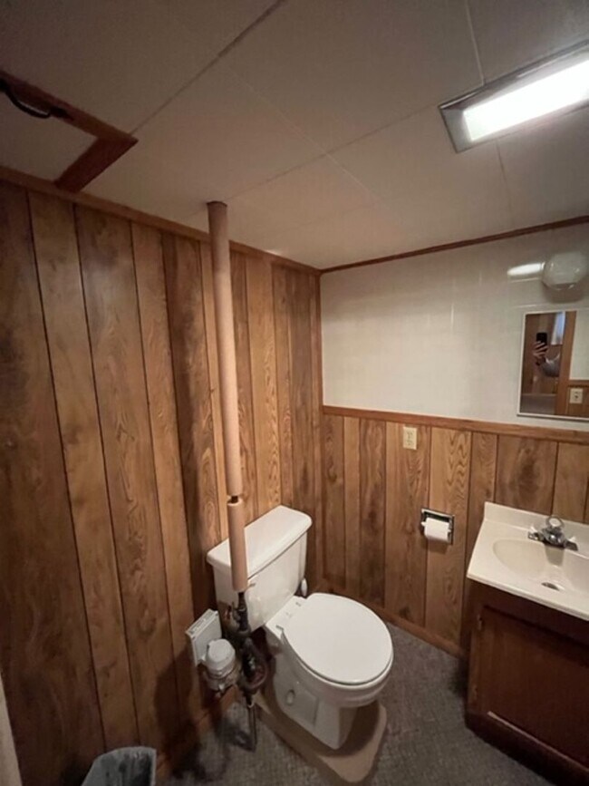 Building Photo - Single Family Home