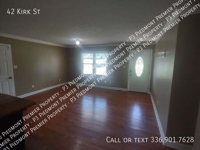 Building Photo - 42 Kirk St