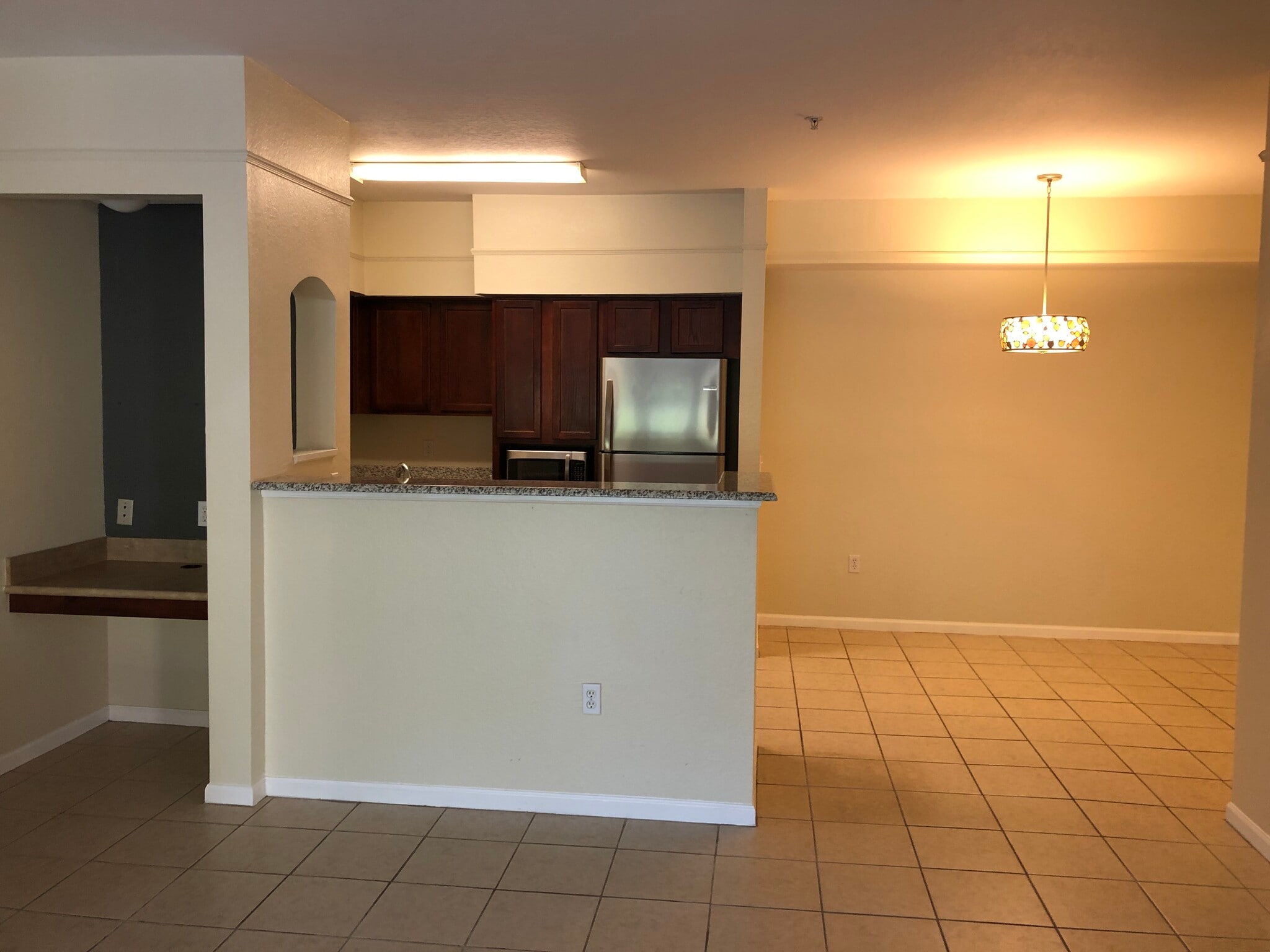 Building Photo - 2801 Chancellorsville Dr