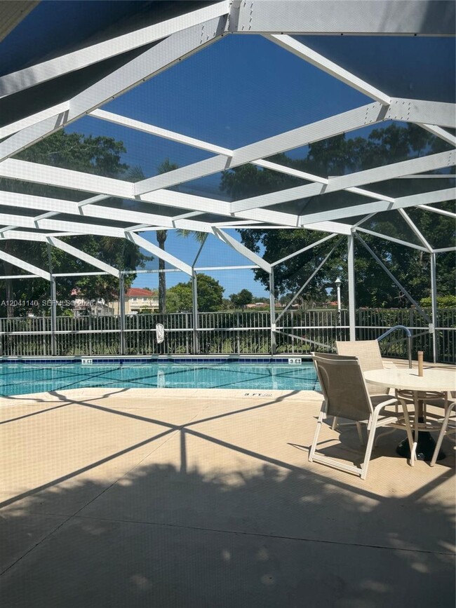 Building Photo - 3031 Holiday Springs Blvd