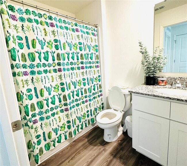 Building Photo - 1053 Ambleside Dr