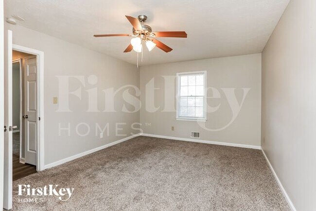 Building Photo - 45 Water Way Trail