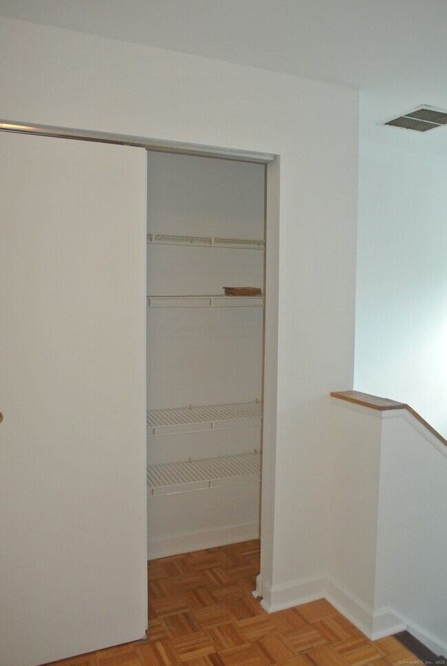 Building Photo - 130 Winchester Ave