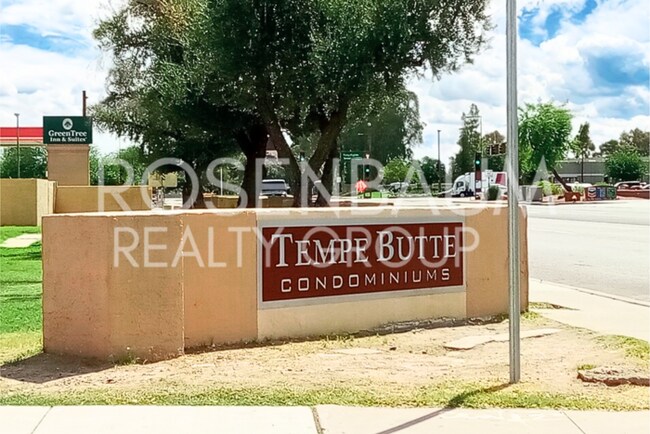 Building Photo - 4603 E Jones Ave