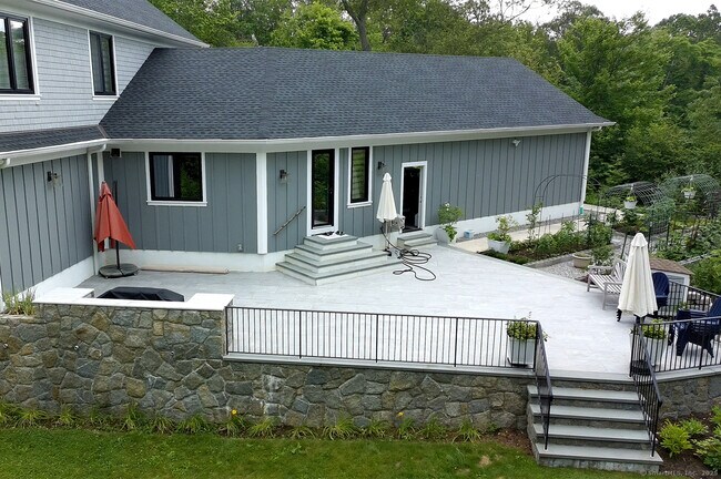 Building Photo - 9 Grey Fox Lane