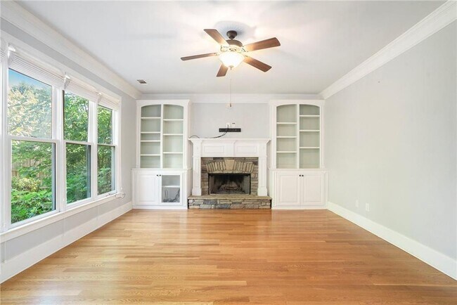 Building Photo - 320 Baymist Dr