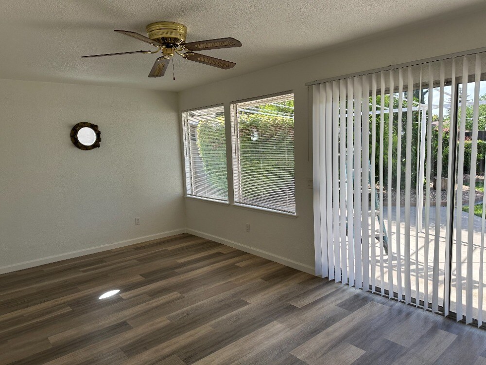 Building Photo - 3133 W Mill Creek Dr