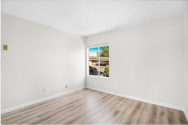 Building Photo - 8026 Linda Vista Rd