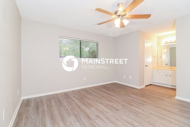 Building Photo - 3 Bedroom Pet-Friendly Home in Flower Mound, TX with Main Street Renewal