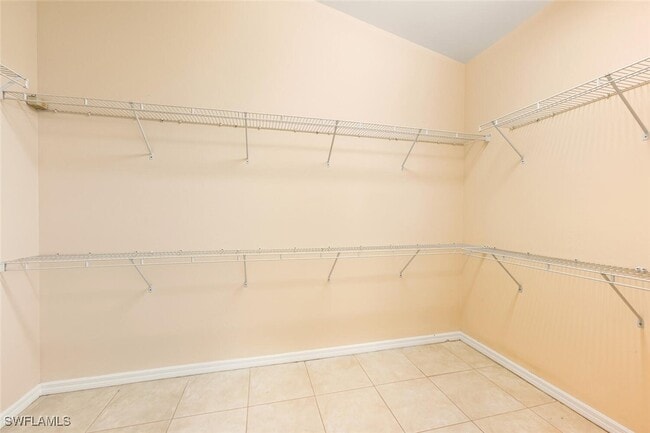 Building Photo - 366 Burnt Pine Dr