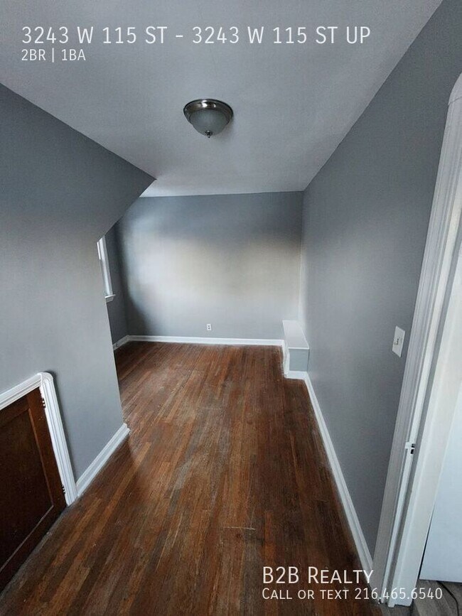 Building Photo - 3243 W 115th St