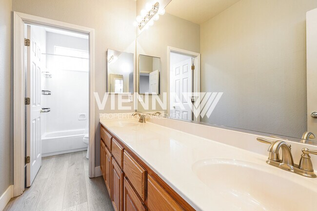 Building Photo - 8121 Gilleland Dr