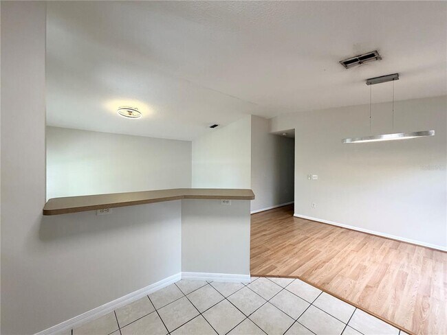 Building Photo - 1717 W Nassau St