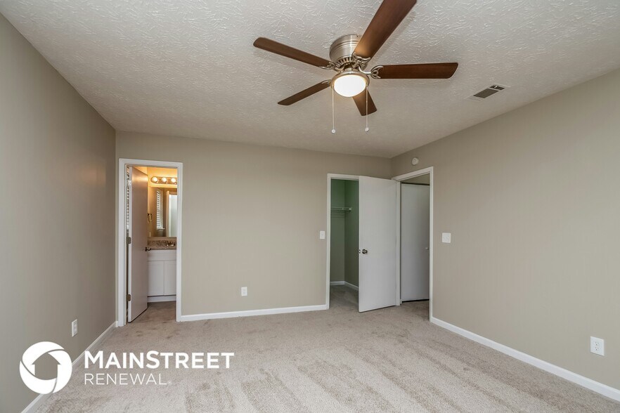 Building Photo - 10284 Briarbay Loop