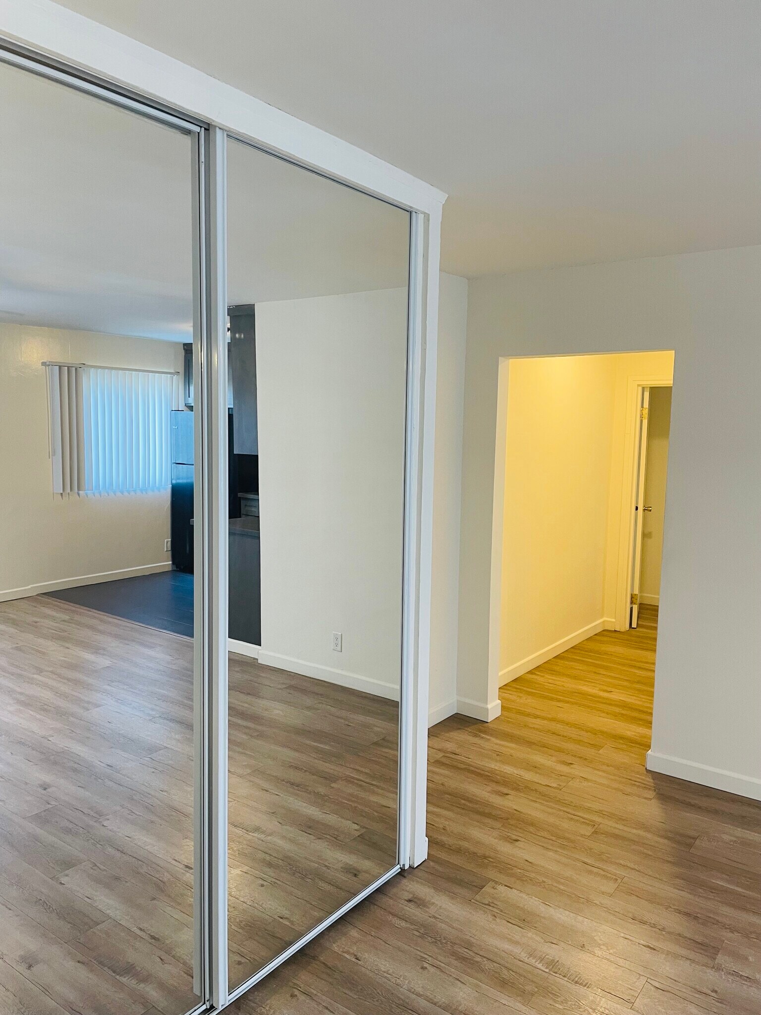 Building Photo - 501 Gayley Ave