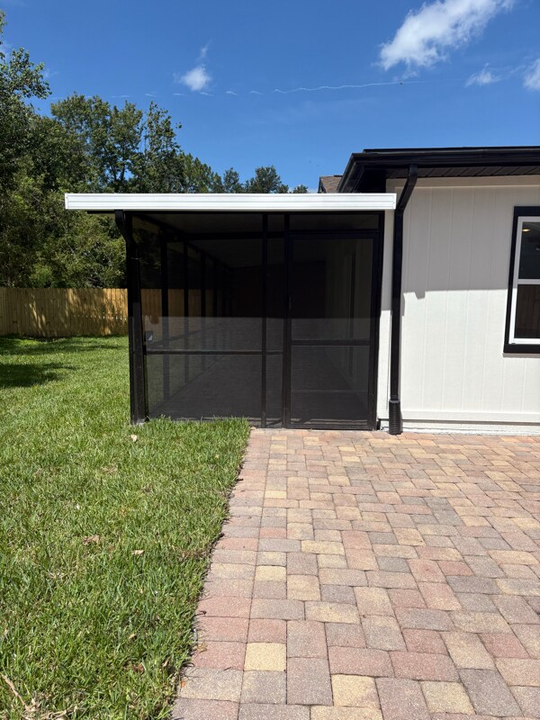 Building Photo - 668 Riverwoods Cir