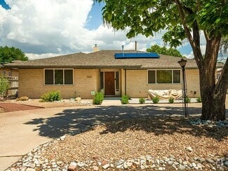 Building Photo - 1623 San Patricio Ave SW