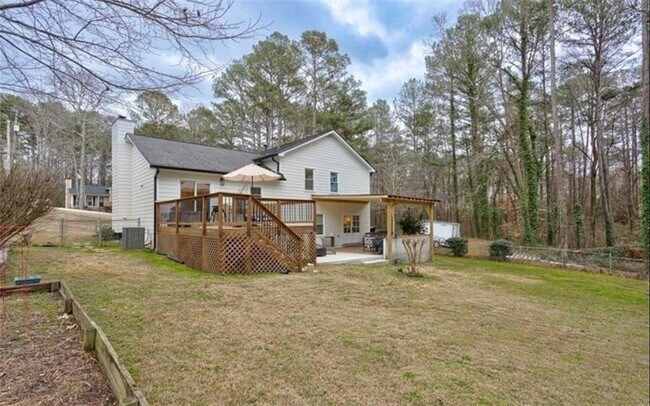 Building Photo - 1201 Holly Hills Dr SW