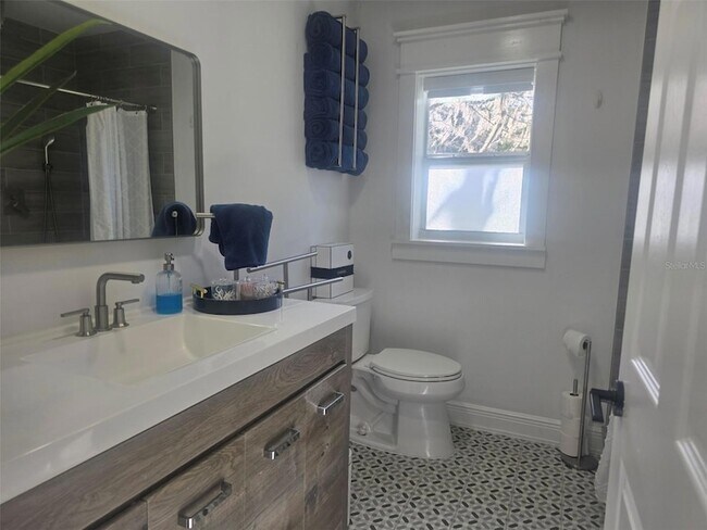 Building Photo - 13091 Old Crystal River Rd