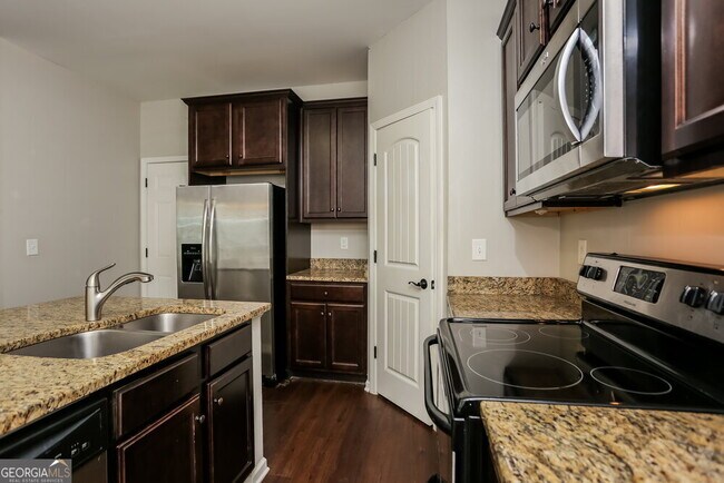 Building Photo - 214 Bethany Manor Ct