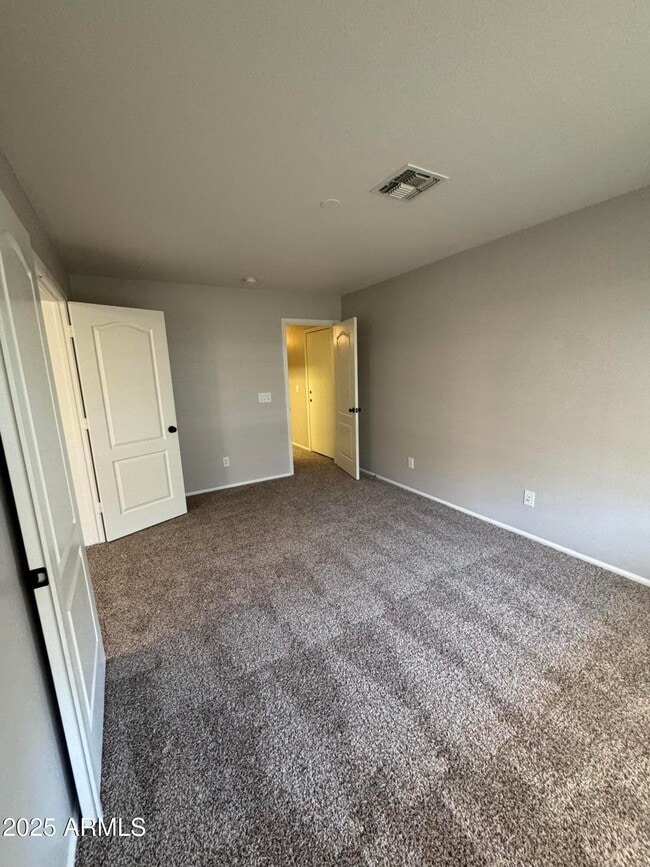 Building Photo - 22530 N Van Loo Dr