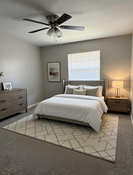 Building Photo - Granada Apartments & Townhomes