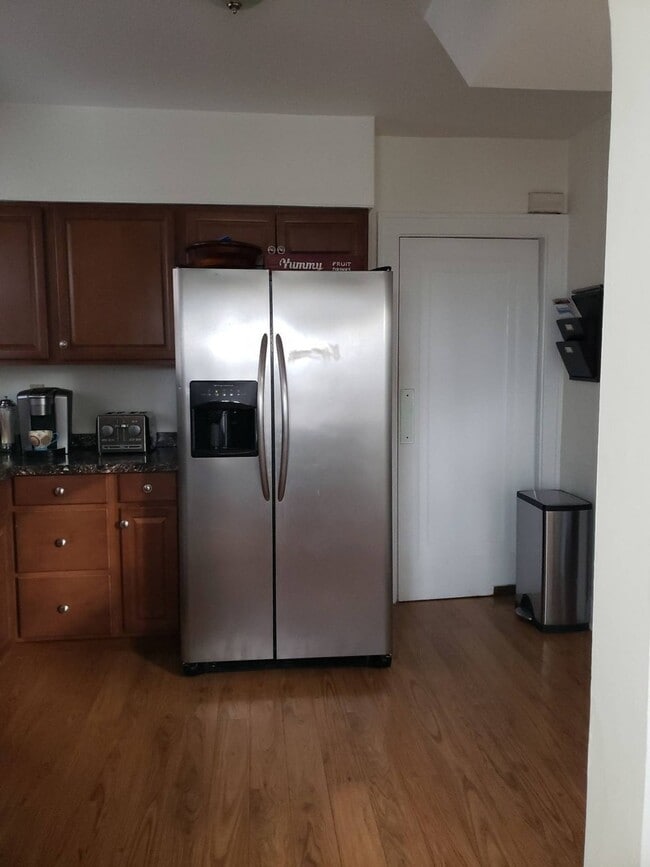 Building Photo - Beautiful 3 bedroom Home in Mt. Lebanon