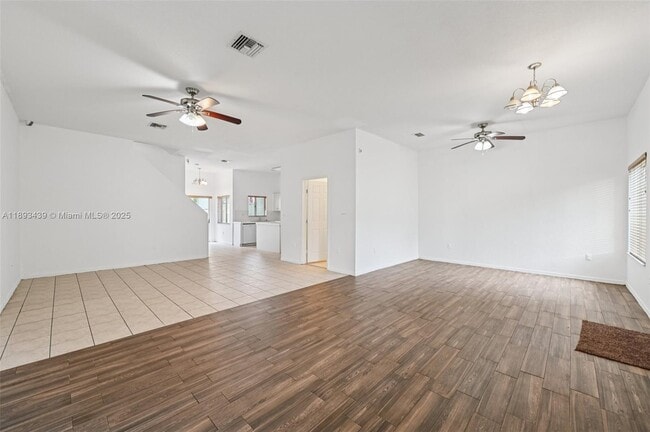 Building Photo - 2456 SE 19th Ct