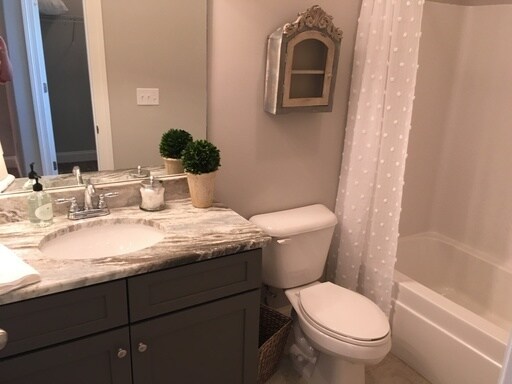 Building Photo - West End