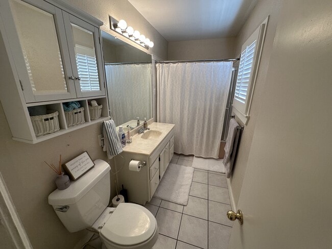 Building Photo - 3313 22nd St