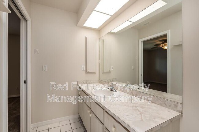 Building Photo - 1141 Mohawk Pkwy