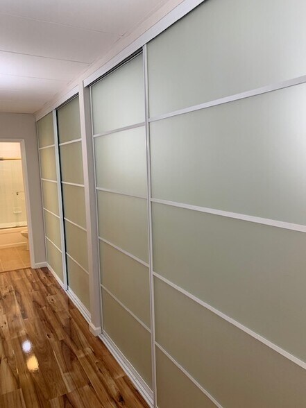 Building Photo - 320 N Civic Dr