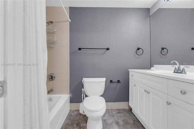 Building Photo - 185 SE 14th Terrace