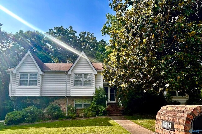 Building Photo - 7604 Teal Dr SW