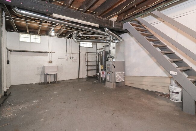 Building Photo - 7224-7226 Dearborn Ave