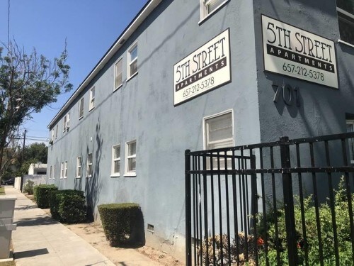 Building Photo - Fifth Street Apartments