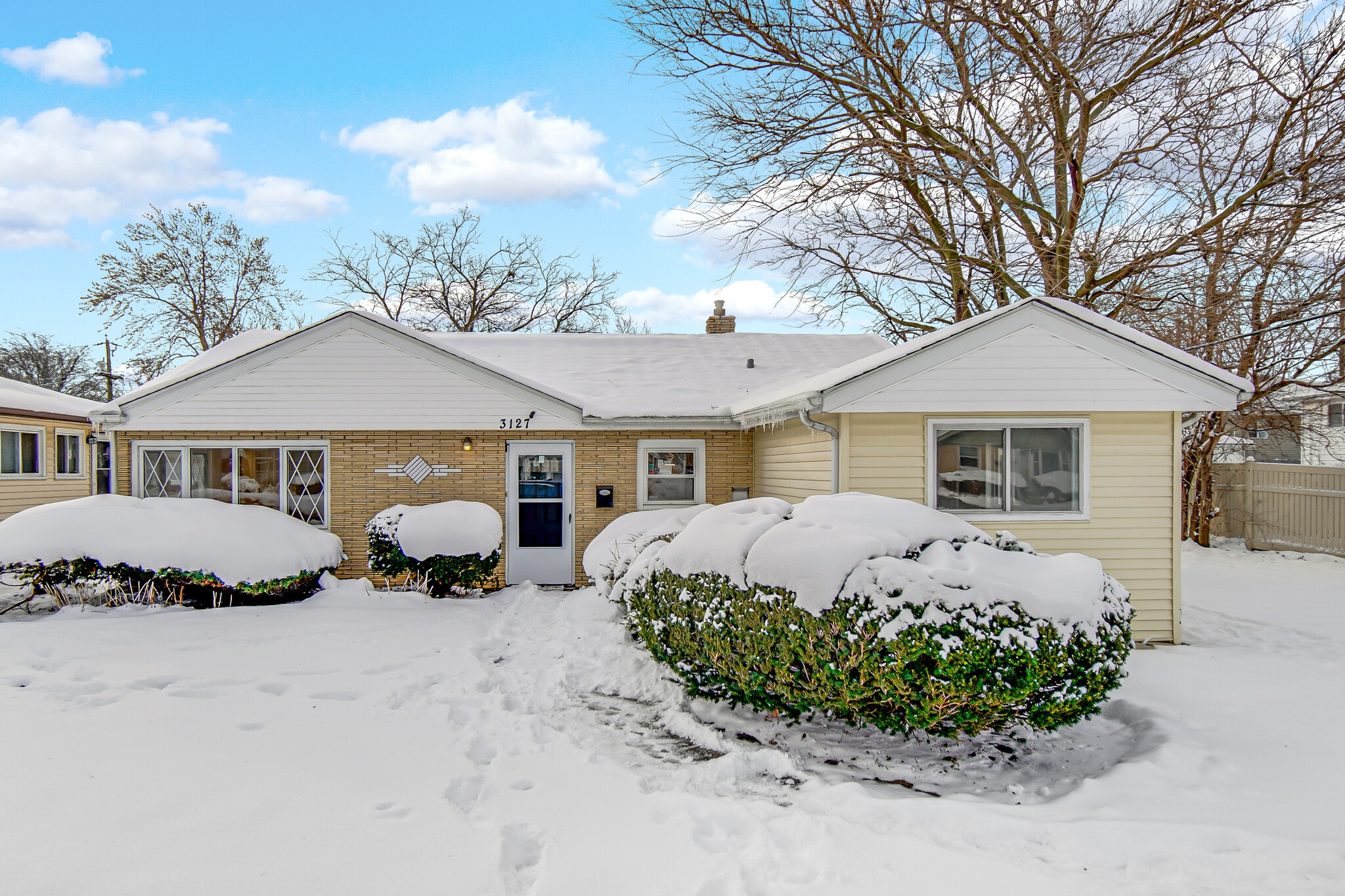 Building Photo - 3127 Woodworth Pl