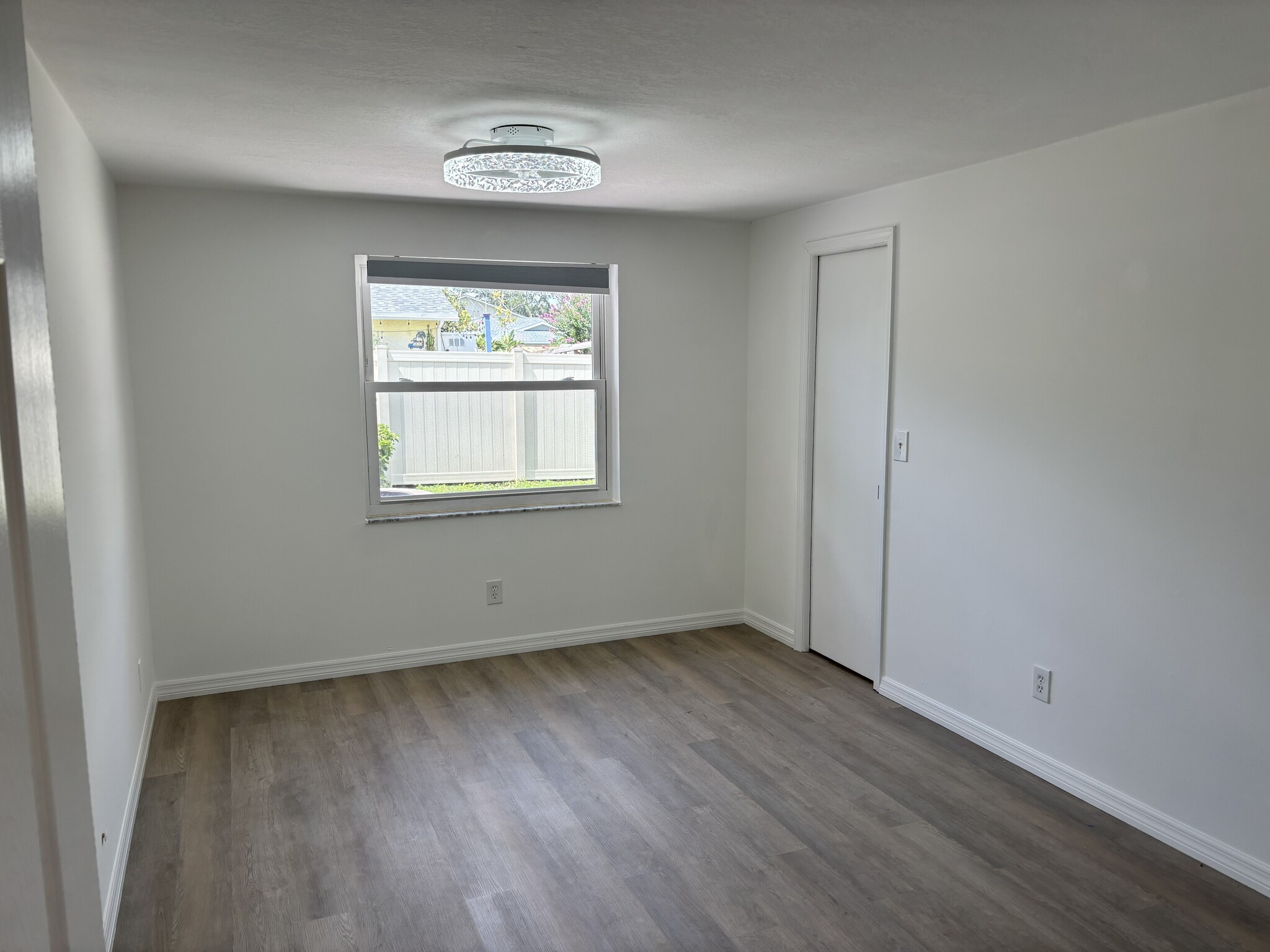 Building Photo - 11241 Temple Ct