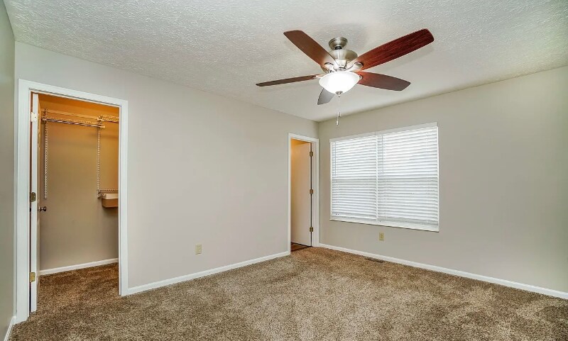 Building Photo - 1496 Meadowlark Ln