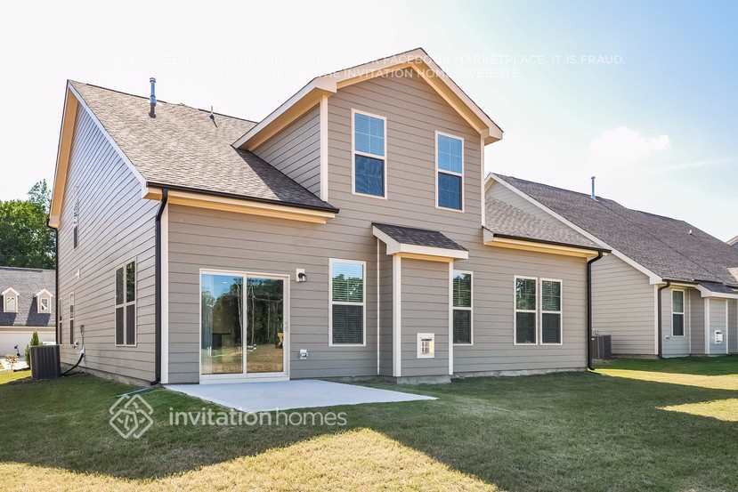 Building Photo - 42 Pearsall Farm Ln
