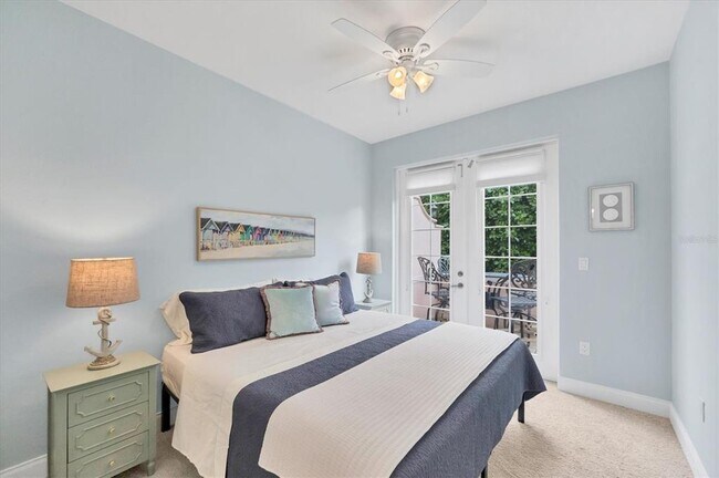 Building Photo - 455 Nokomis Ave S