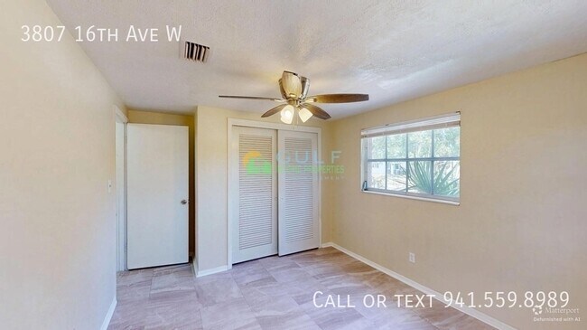Building Photo - 3807 16th Ave W